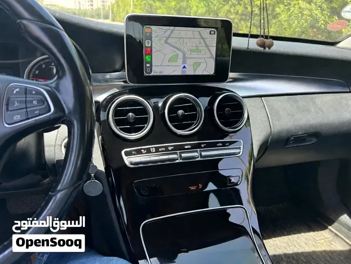Mercedes-Benz C180 2016 photo 3