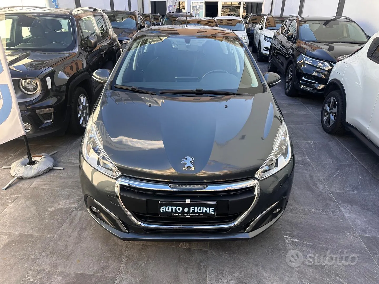 Peugeot 208 2016 photo 2