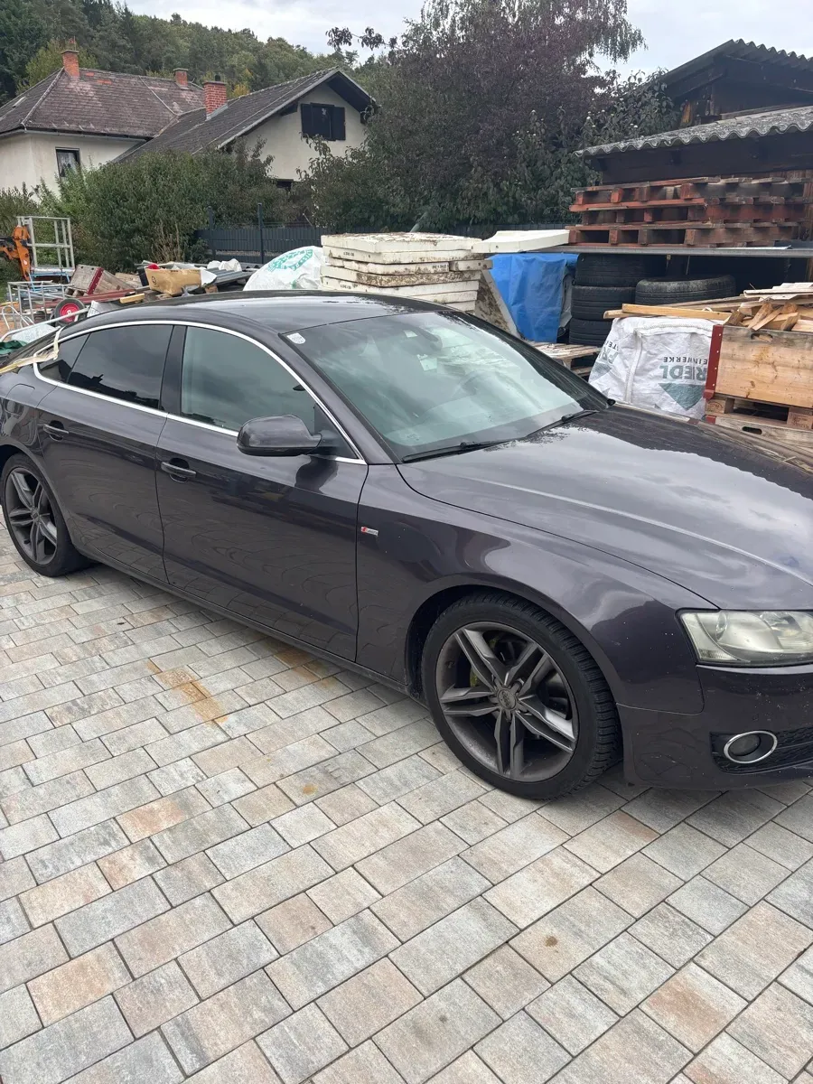 Audi A5 2012 photo 3