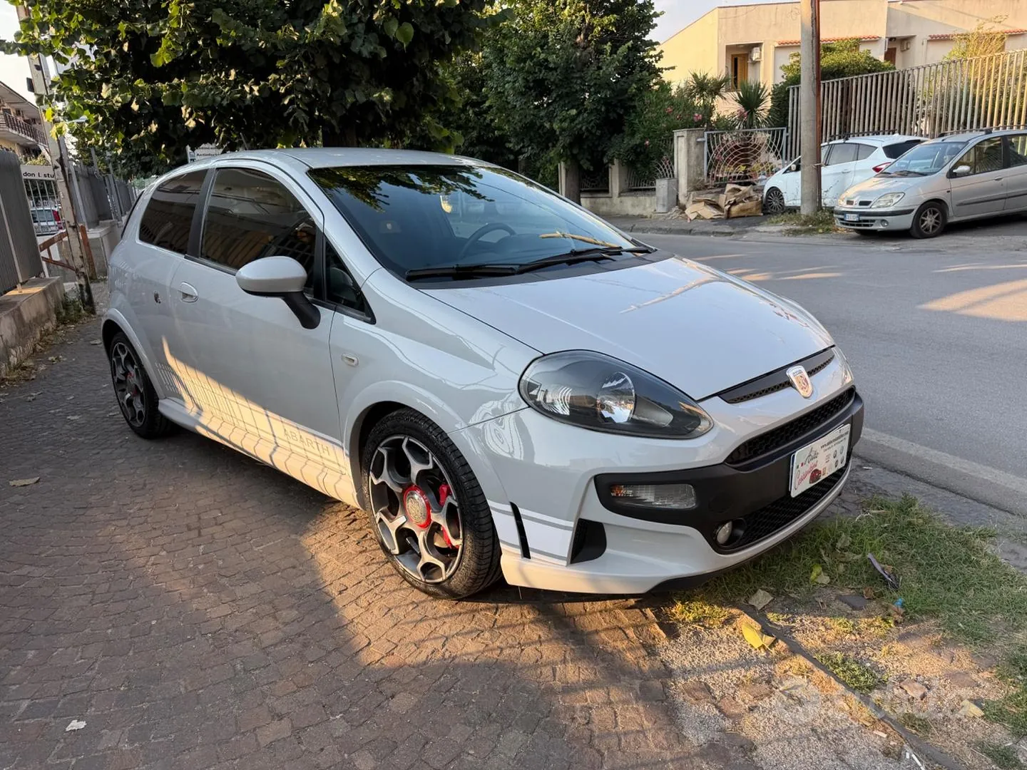 Abarth Punto Evo 2011 photo 2