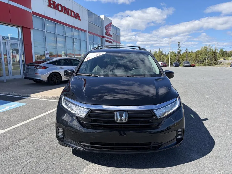 Honda Odyssey 2023 photo 2