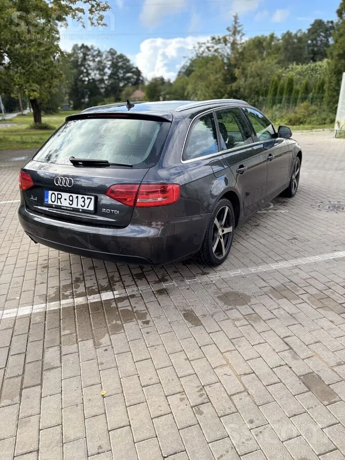 Audi A4 2008 photo 4