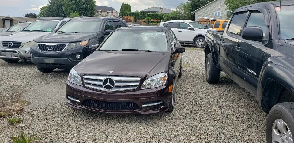 Mercedes-Benz C350 2011 photo 4