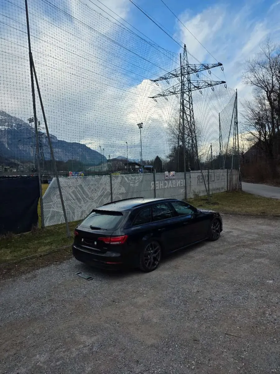 Audi A4 2016 photo 2