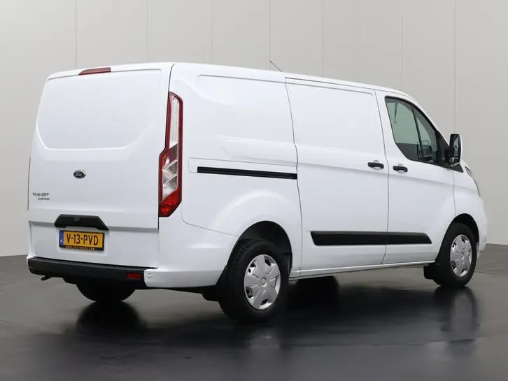 Ford Transit Custom 2023 photo 2