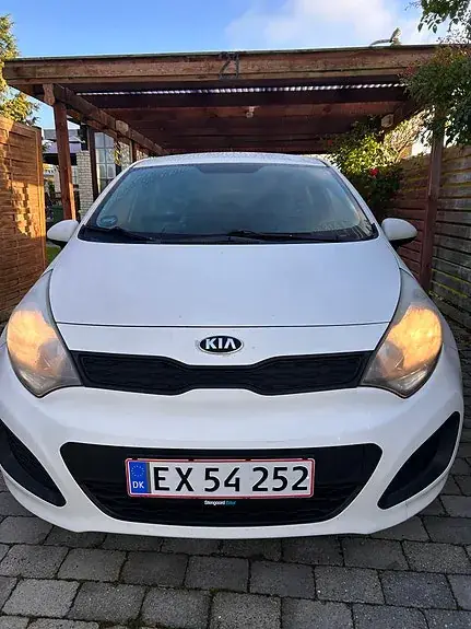 Kia Rio 2013 photo 3