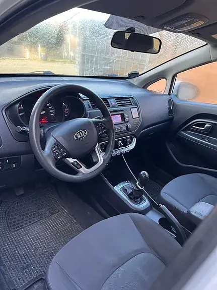 Kia Rio 2013 photo 5