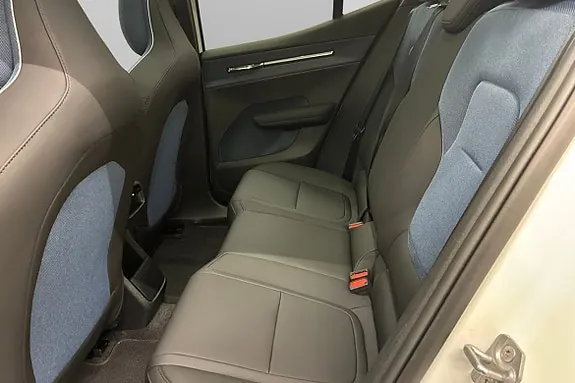 Volvo Ex30 2026 photo 4