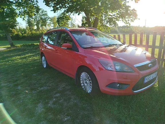 Ford Focus 2009 photo 2
