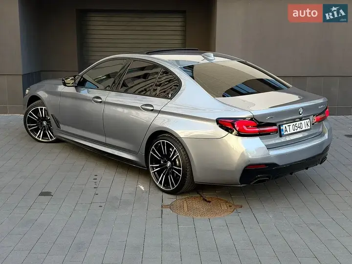 BMW 5 Series 2022 photo 3