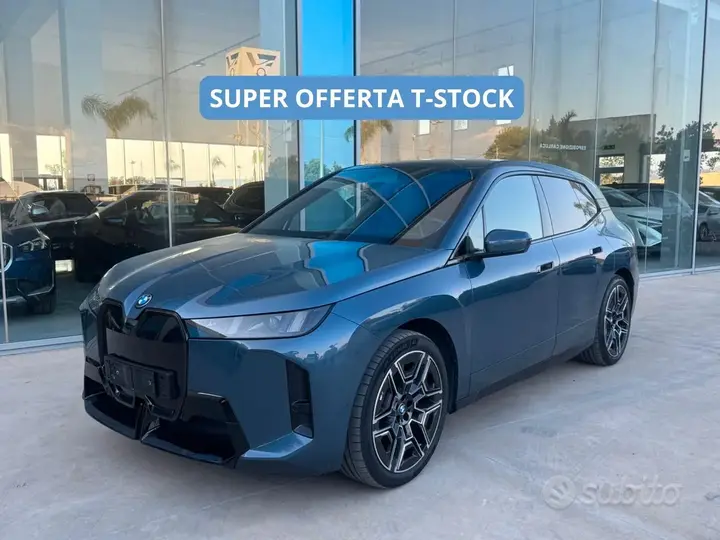 BMW Ix