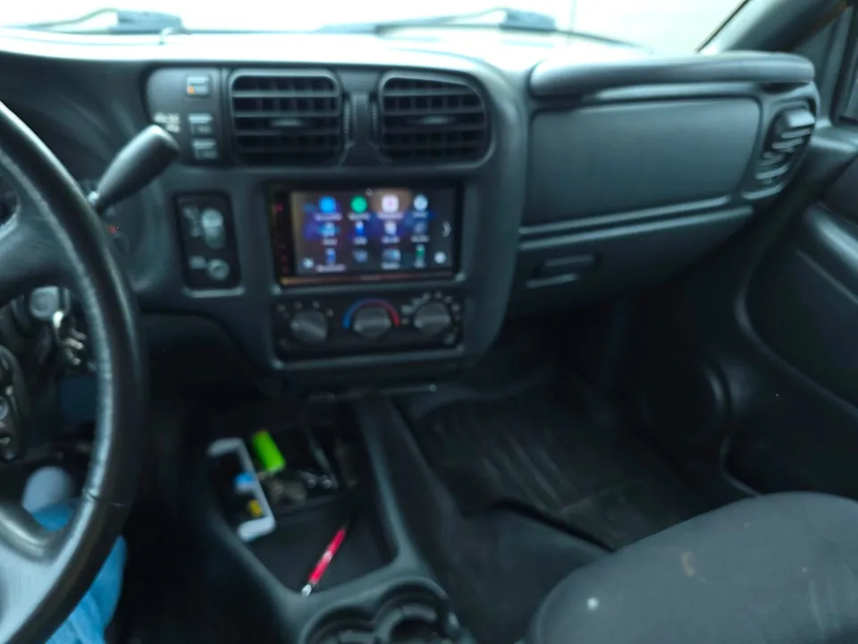 Chevrolet Blazer 2004 photo 2
