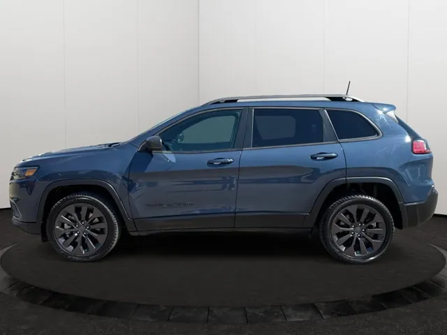 Jeep Cherokee 2021 photo 3