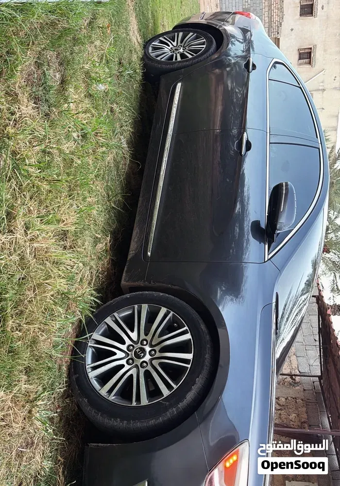 Kia Cadenza 2015 photo 3