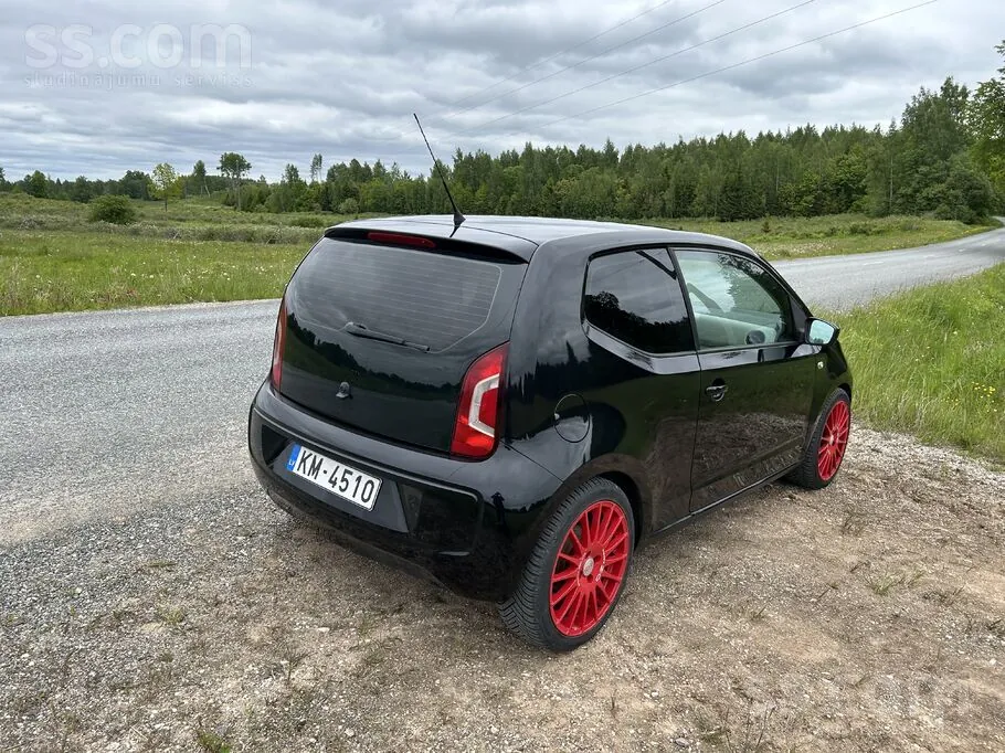 Volkswagen Up 2012 photo 4