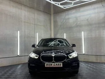 BMW 118I 2019 photo 2