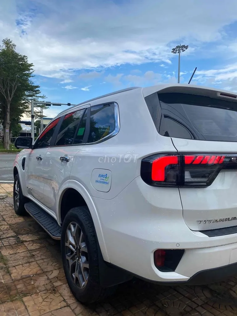 Ford Everest 2024 photo 4