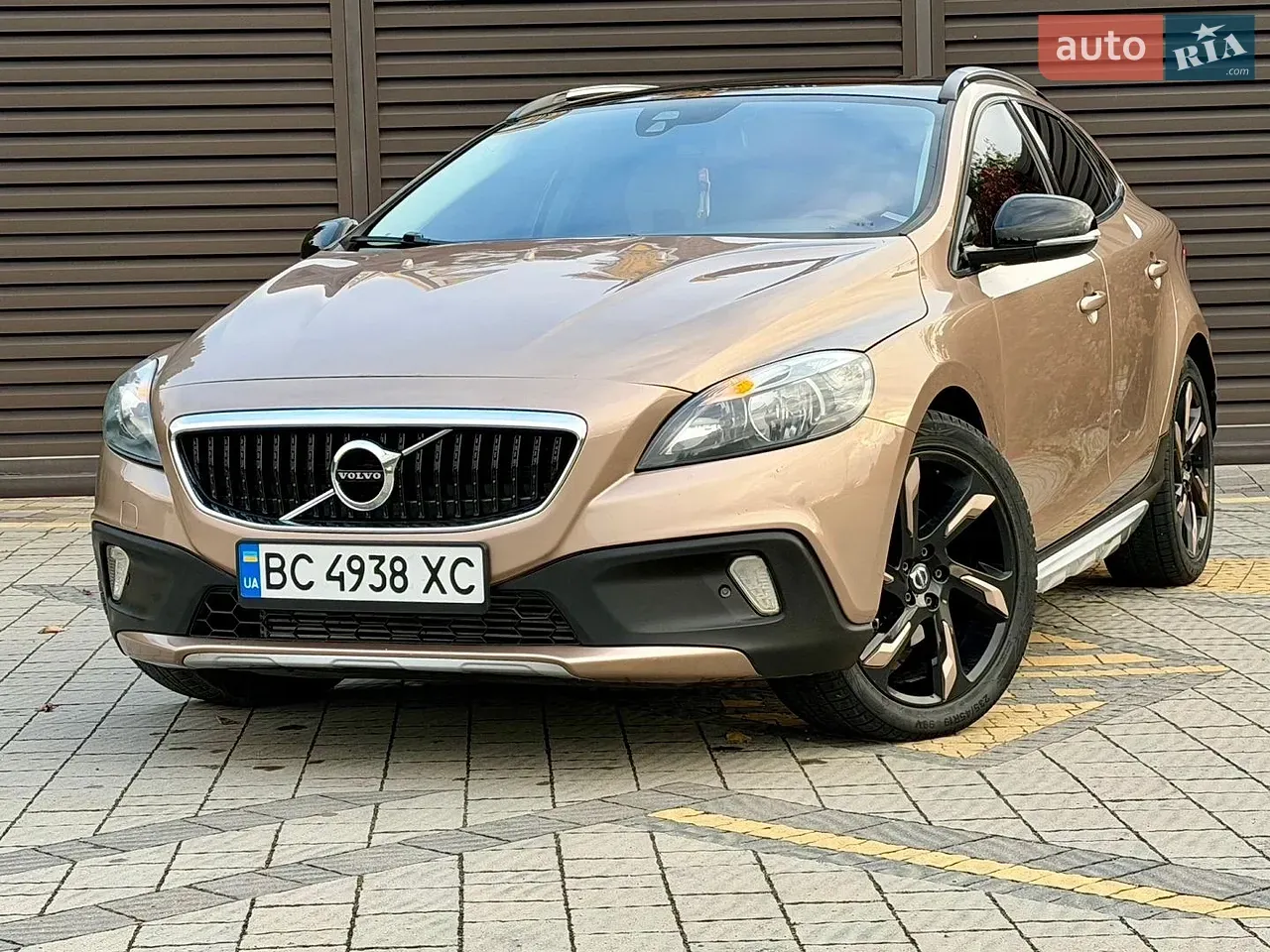 Volvo V40 2013 photo 3