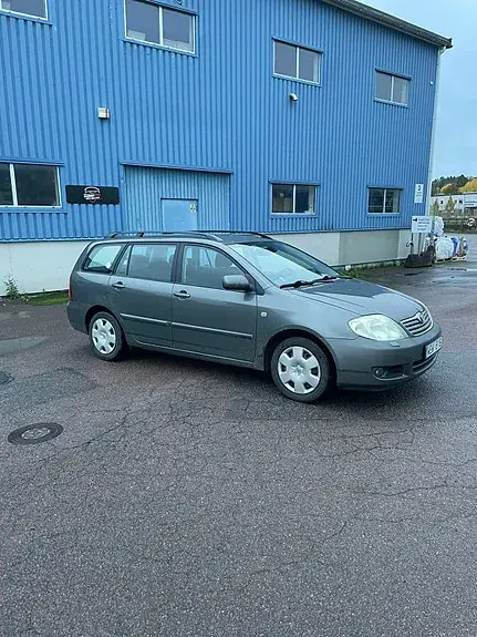 Toyota Corolla 2004 photo 3