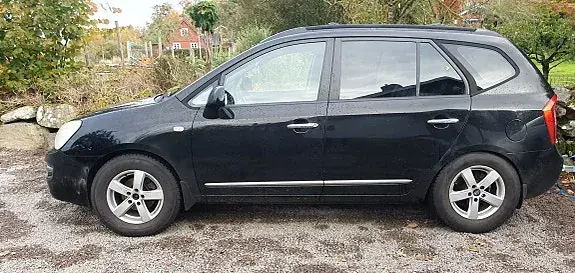 Kia Carens 2007 photo 2