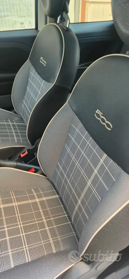 Fiat 500 Lounge 2010 photo 3