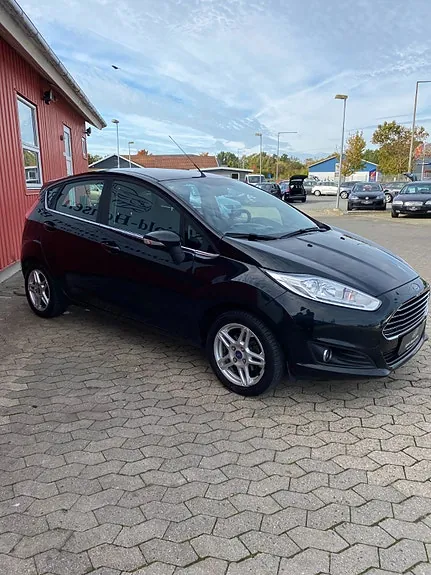 Ford Fiesta 2015 photo 5