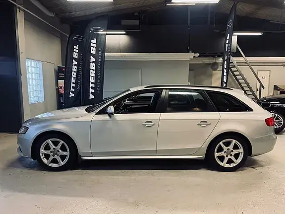 Audi A4 2012 photo 5