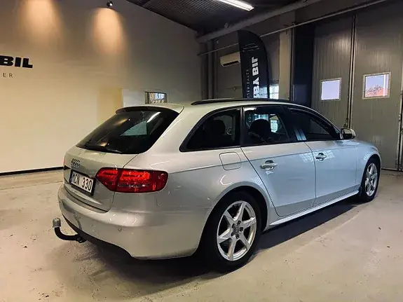 Audi A4 2012 photo 3