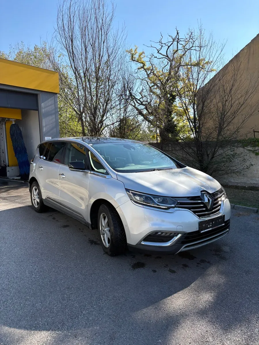 Renault Espace 2015 photo 2