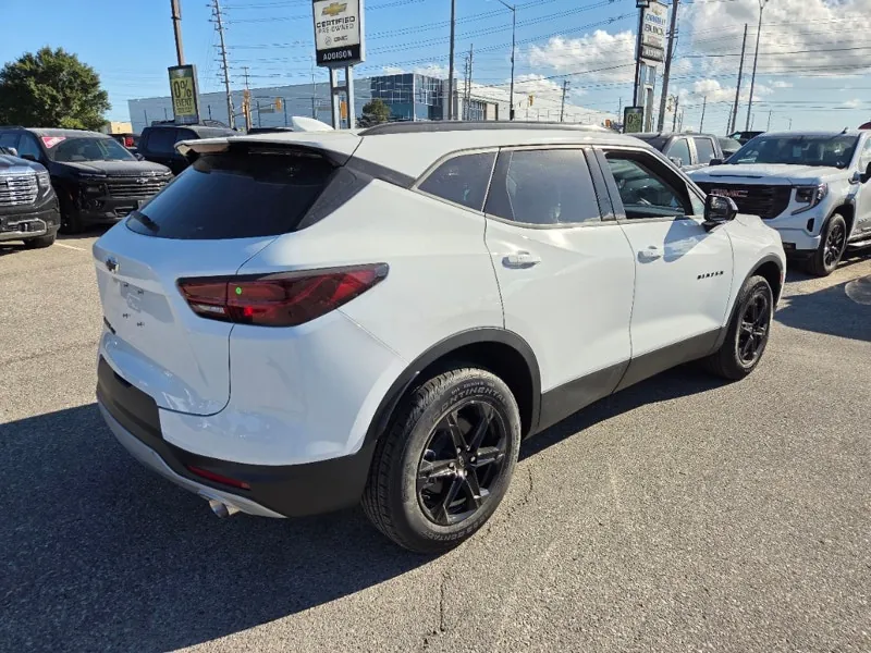 Chevrolet Blazer 2026 photo 4