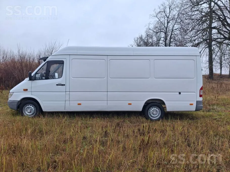 Mercedes-Benz Sprinter 2004 photo 5
