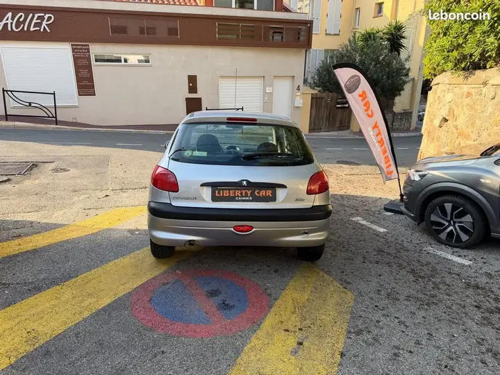 Peugeot 206 1999 photo 4