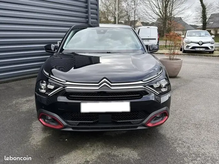 Citroen C4 2022 photo 2