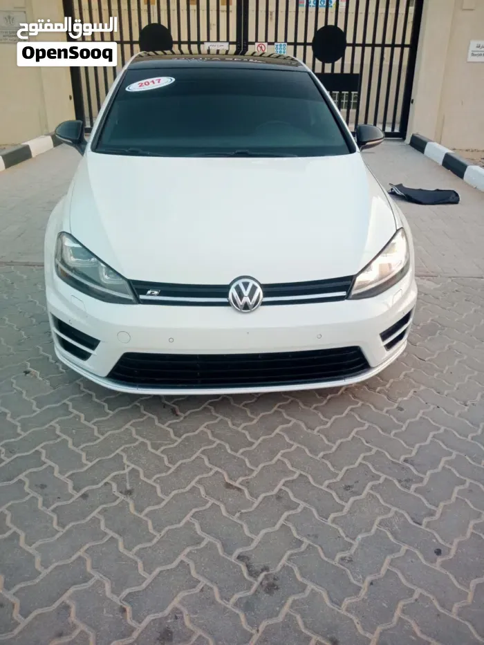 Volkswagen Golf R 2017 photo 2
