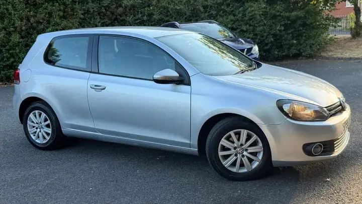 Volkswagen Golf 2009 photo 2