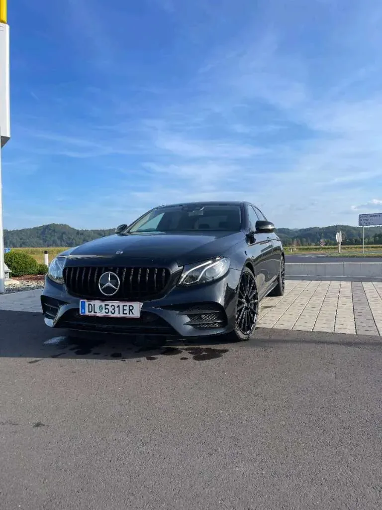 Mercedes-Benz E-Class 2019 photo 3