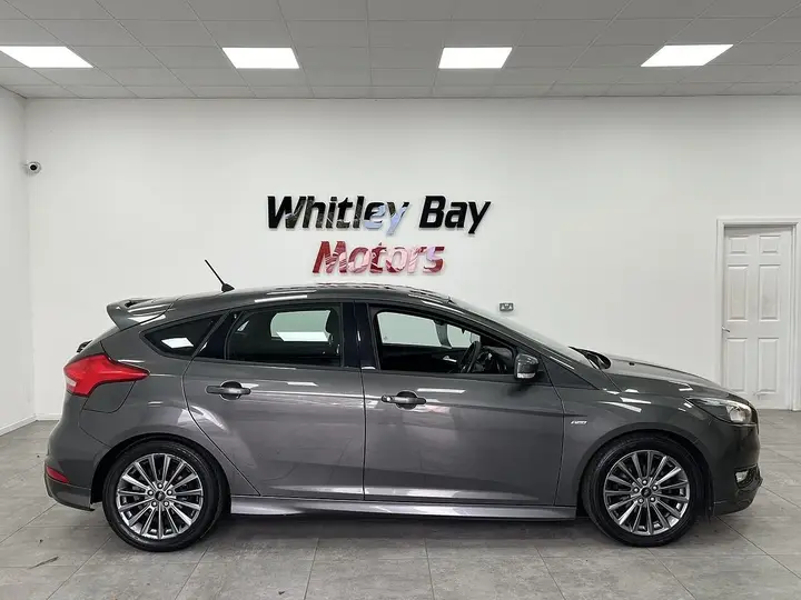 Ford Focus 2018 photo 2