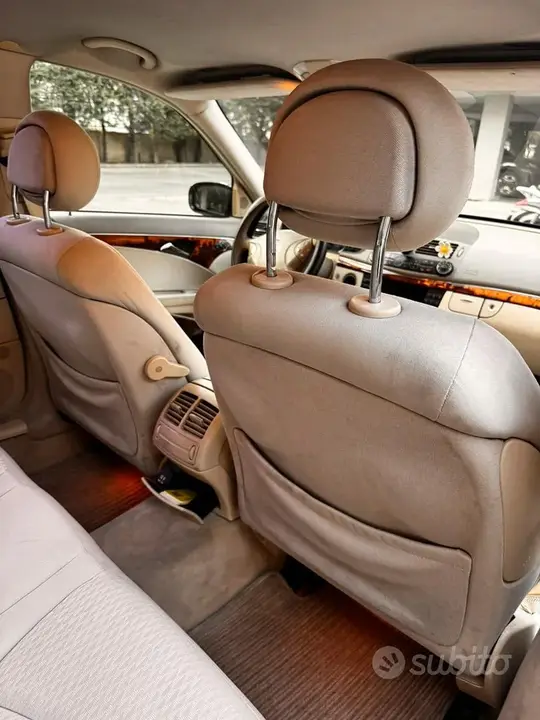 Mercedes-Benz W211 2005 photo 4
