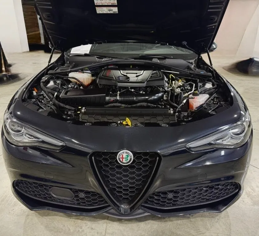 Alfa Romeo Giulia 2023 photo 5