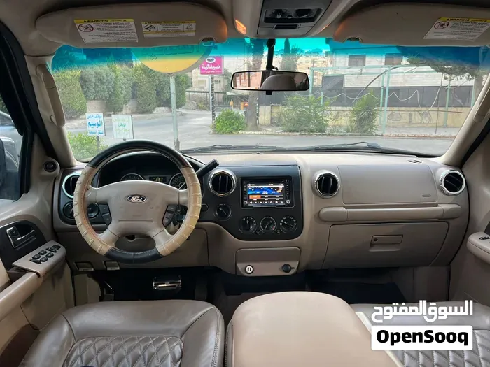 Ford Expedition 2005 photo 3