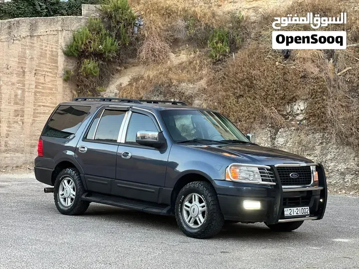 Ford Expedition 2005 photo 2