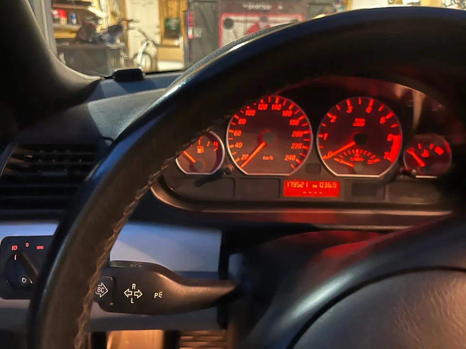 BMW 3Series 2002 photo 3