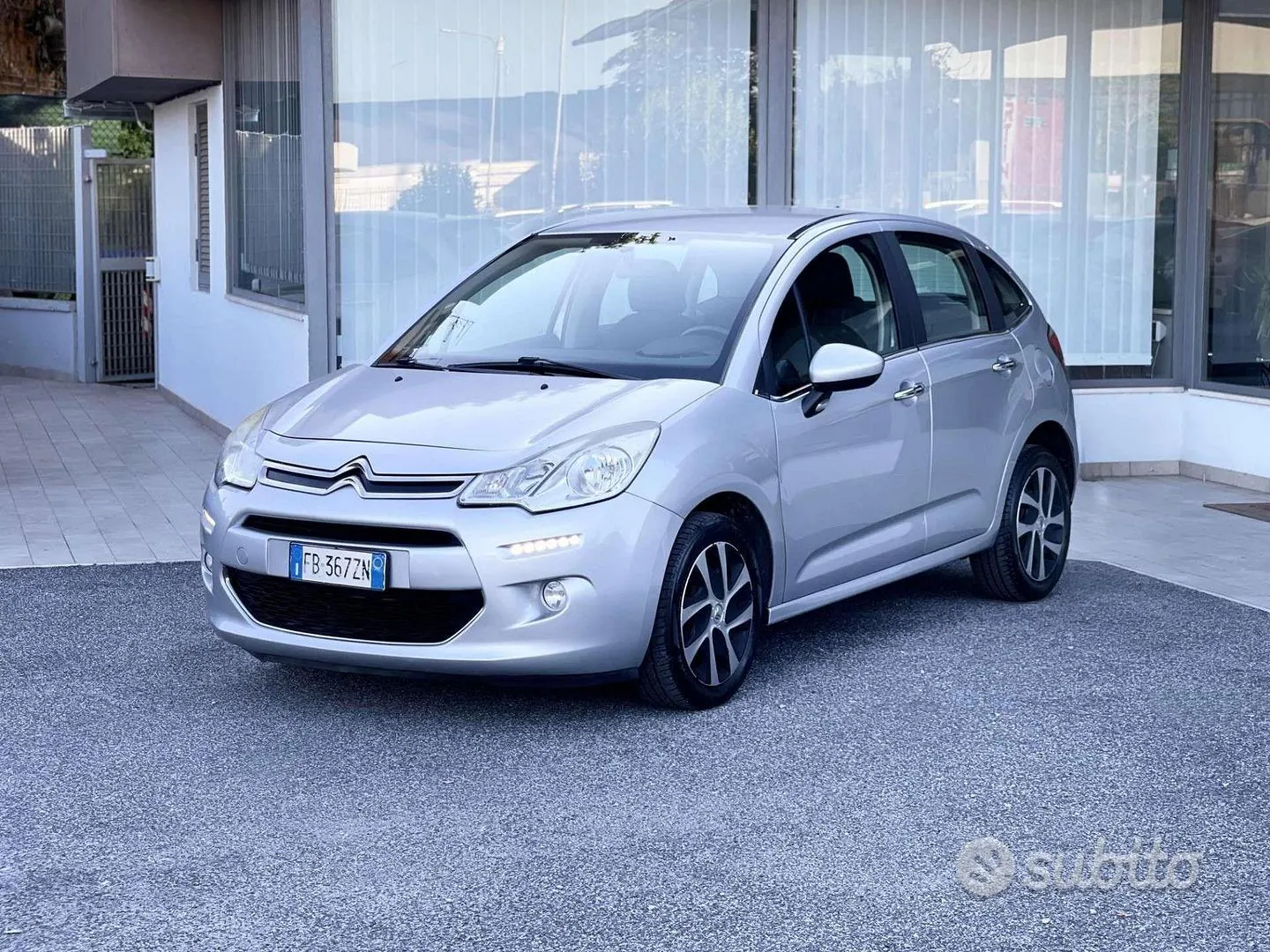 Citroen C3 2015 photo 3