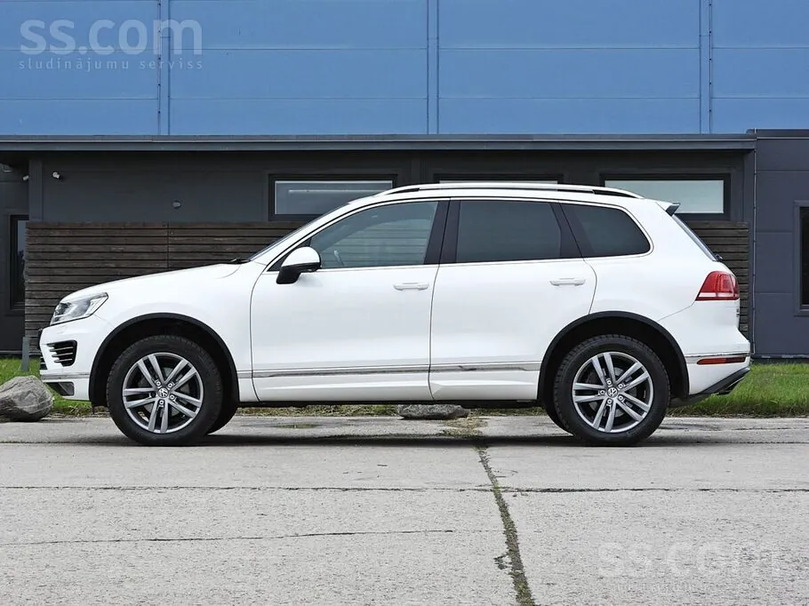 Volkswagen Touareg 2015 photo 4