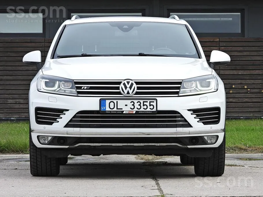 Volkswagen Touareg 2015 photo 2