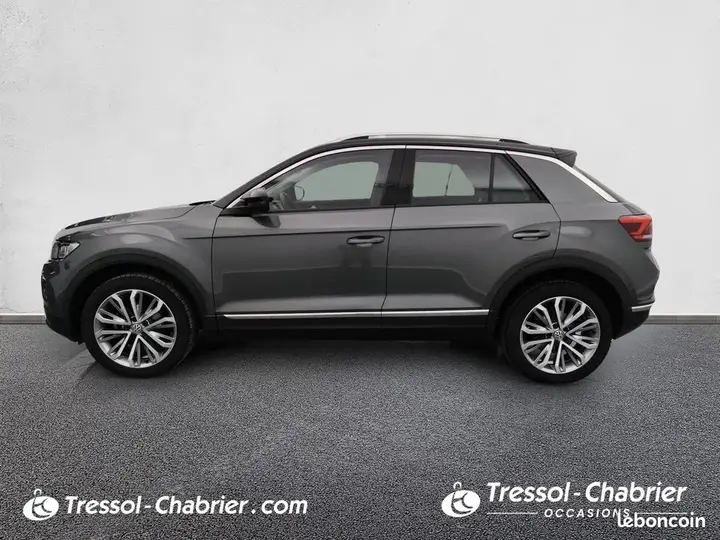 Volkswagen T-Roc 2019 photo 2