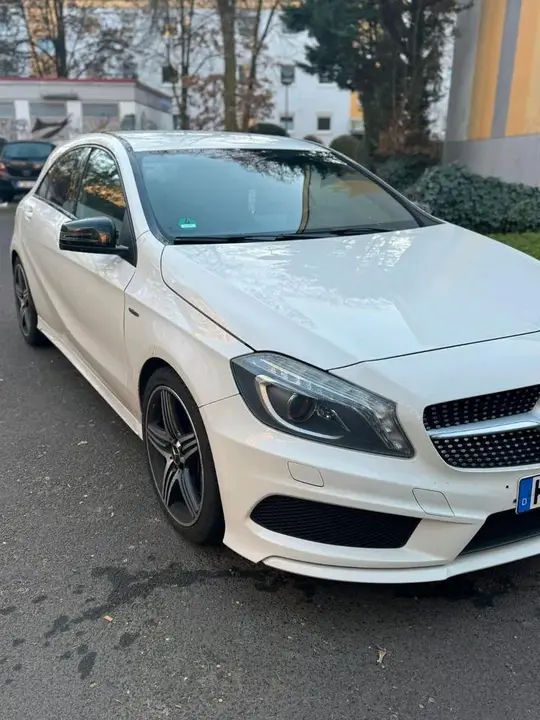 Mercedes-Benz A250