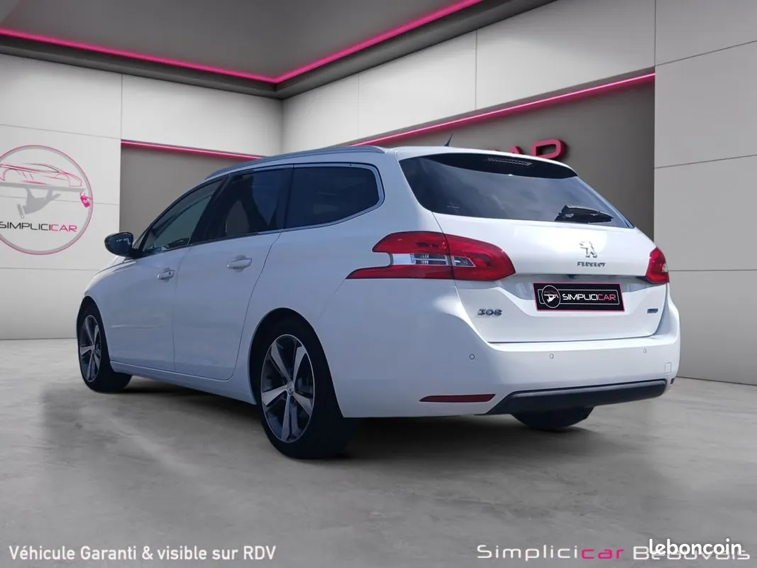 Peugeot 308 2015 photo 3