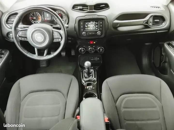 Jeep Renegade 2017 photo 4