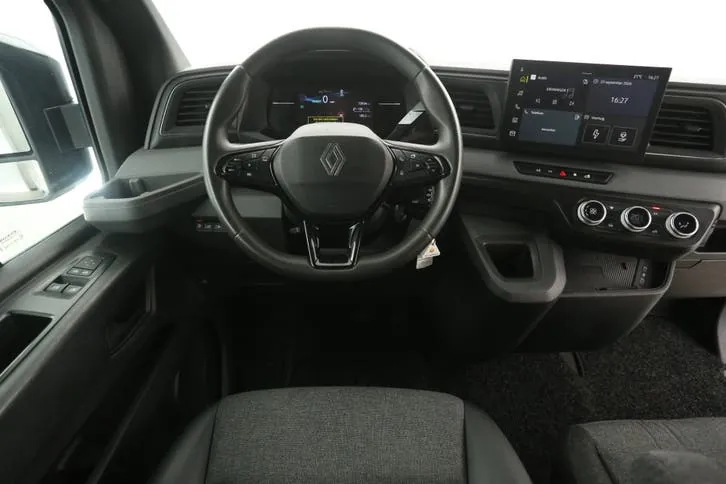 Renault Master 2025 photo 2